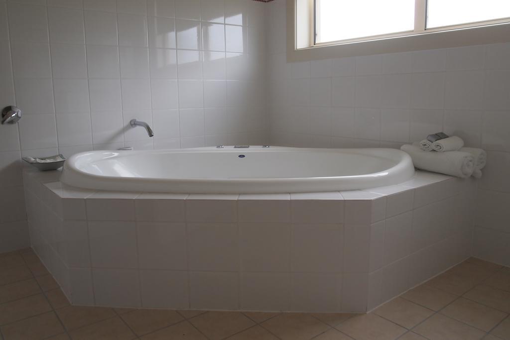 Alexander Cameron Suites Penola Habitación foto