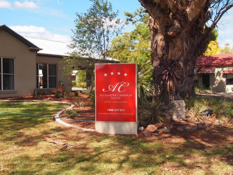 Alexander Cameron Suites Penola Exterior foto